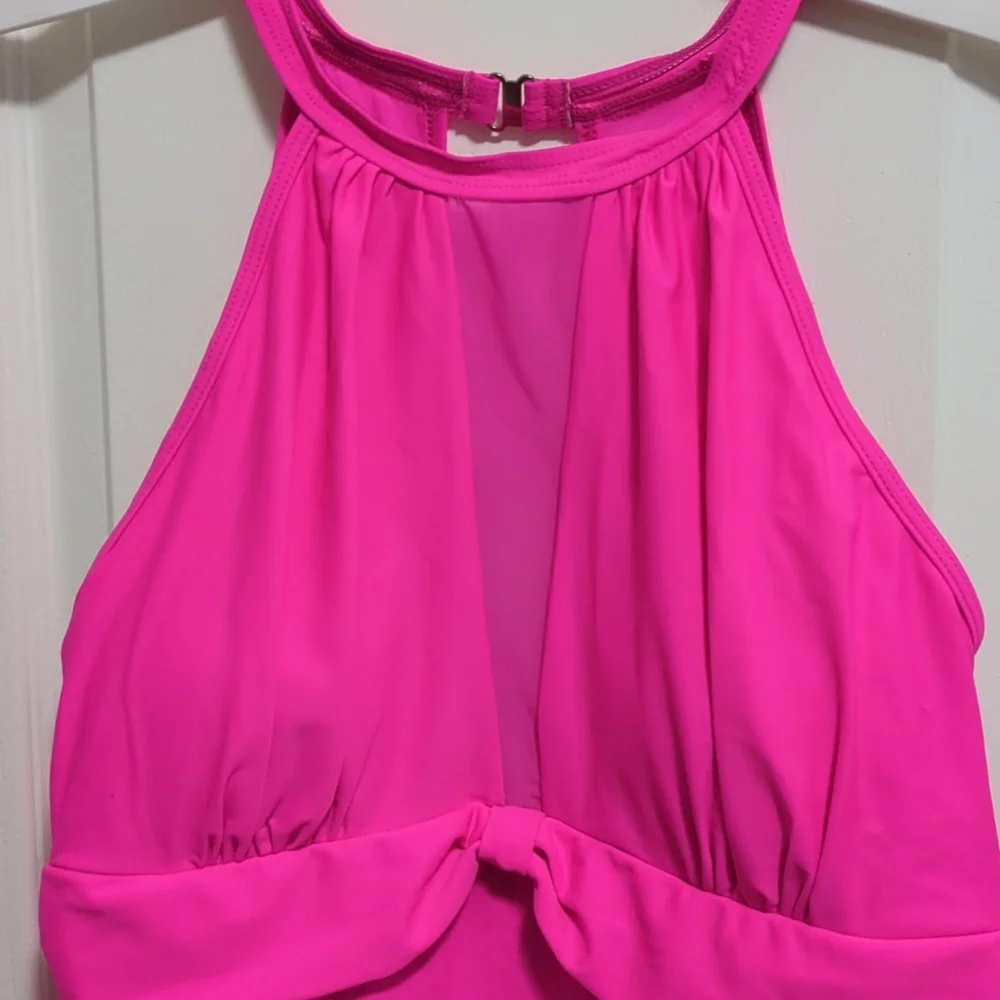 Pink High Neck Mesh Ruched One Piece Swimsuit Size 16W - Picture 4 of 8